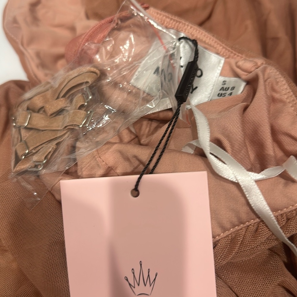 HELLO MOLLY DRESS BLUSH pink off shoulder MIDI gathered DRESS size 4 lined NWT - Picture 9 of 11